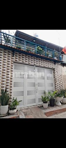 Nhà phố một lầu khu dân cư hiện hữu 