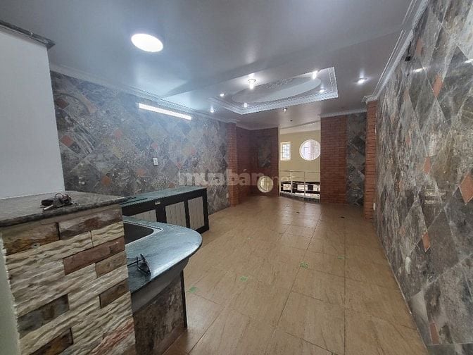 CHO THUÊ NHÀ NGUYÊN CĂN - 3PN, 3WC, 164m2, giá tốt tại Bàn Cờ, P3, Q3