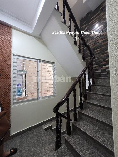 CHO THUÊ NHÀ NGUYÊN CĂN - 3PN, 3WC, 164m2, giá tốt tại Bàn Cờ, P3, Q3