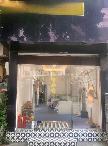 Cho thuê cửa hàng Xã Đàn, 70m2, thông sàn, vuông đẹp, riêng biệt, 30tr