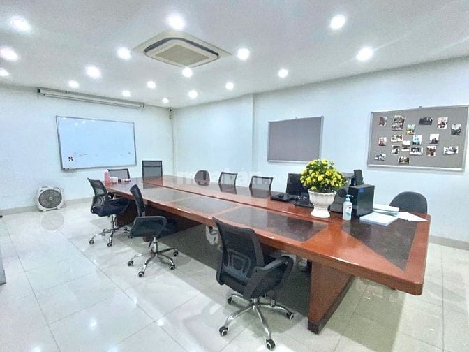 Bán Toà nhà 120m2, 8 tầng thang máy, mt 8.8m tại Nguyễn Xiển