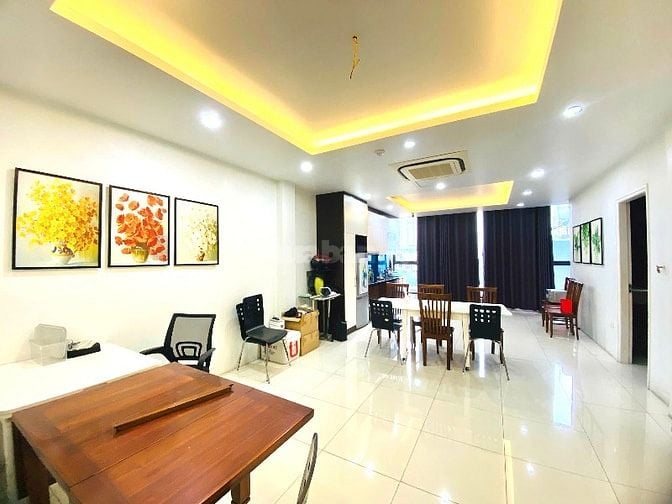 Bán Toà nhà 120m2, 8 tầng thang máy, mt 8.8m tại Nguyễn Xiển