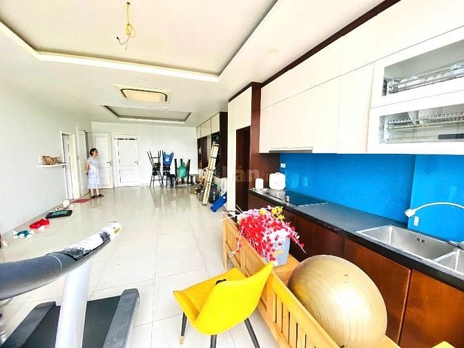 Bán Toà nhà 120m2, 8 tầng thang máy, mt 8.8m tại Nguyễn Xiển