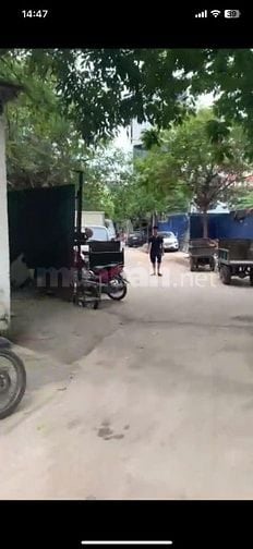 Cho thuê nhà ngõ 214 Nguyễn Xiển, DT 33m2/sàn, ô tô cách nhà 5m
