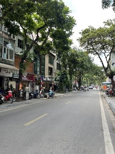 Bán nhà Nguyễn Đình Chiểu vài bước ra phố, Dt 40m, 4 tầng, giá 9.3 tỷ.