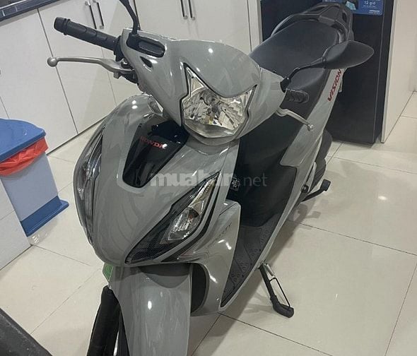 Vision 2023 bản thể thao đi 1800km BSTP chính chủ