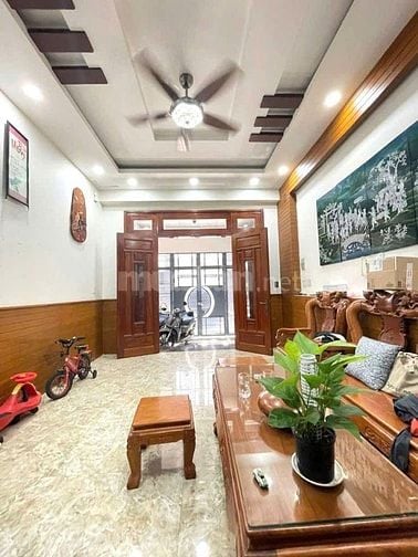 Bán nhà 4 tầng 100 m2 xe tải tránh khu 38 ha Gần công viên - rẻ nhất k