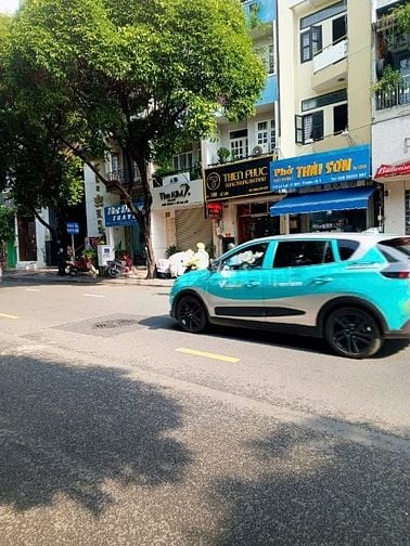 CHO THUÊ MẶT TIỀN KINH DOANH 182 LÊ LAI, BẾN THÀNH,  Q.1