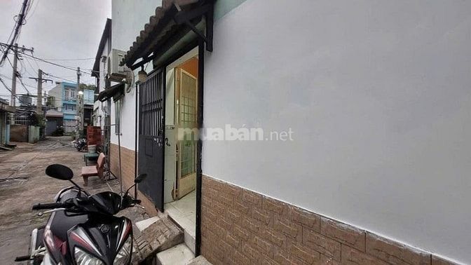 Cho thuê nhà hẻm 4m(XH)Miếu Gò Xoài, P.B.H.Hòa A, Q.Bình Tân giá 9tr