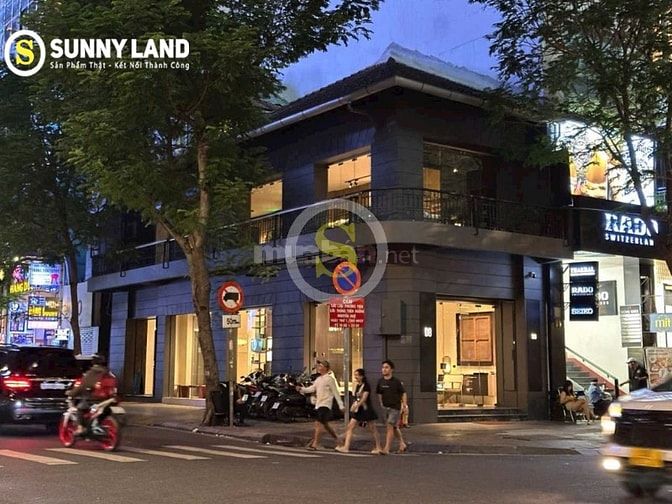 SIÊU PHẨM Căn Góc 2 Mặt Tiền đường Đồng Khởi  phường Bến Ngé Quận 1