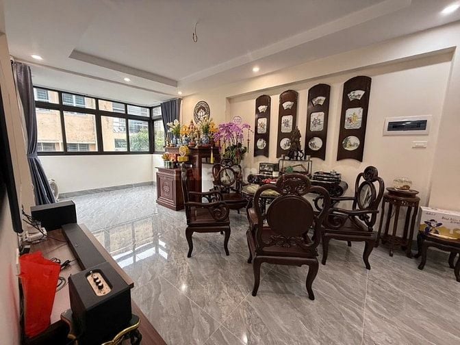 Chủ đầu tư cần thu hồi vốn, giá nào cũng đàm phán