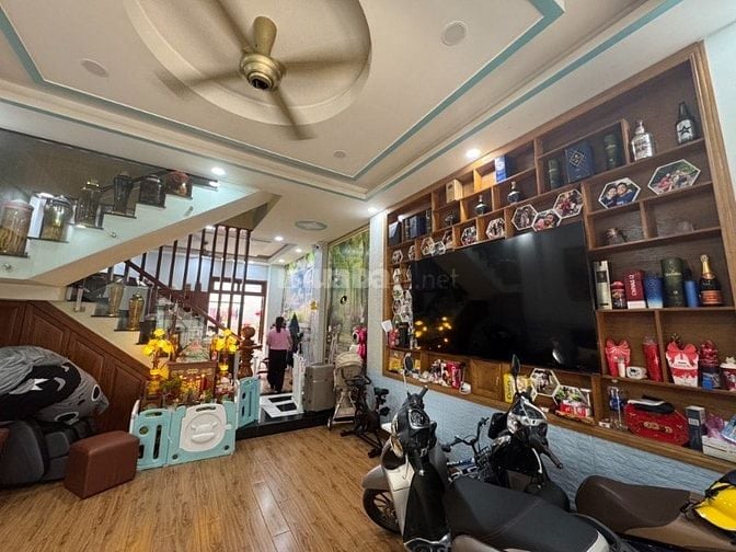BÁN NHÀ GẦN MẶT TIỀN ĐẶNG VĂN BI, PHƯỜNG TRƯỜNG THỌ, TĐ. 70M2, 7 TỶ