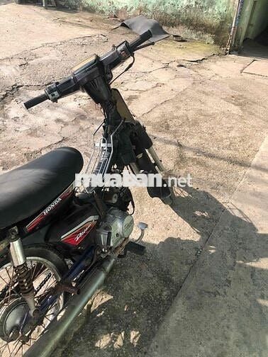 mình không đi nữa ban lại cho anh em đi làm