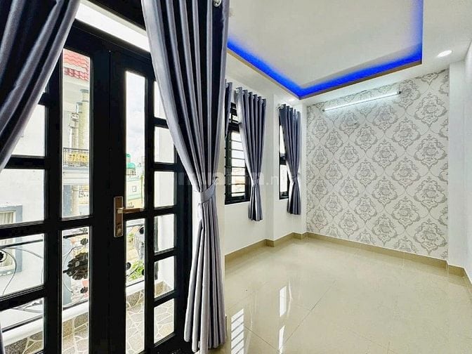 CÔ HƯƠNG BÁN GẤP NHÀ 1T1L2L1ST Đ. LÊ QUANG ĐỊNH TẶNG KÈM BỘ NỘI THẤT