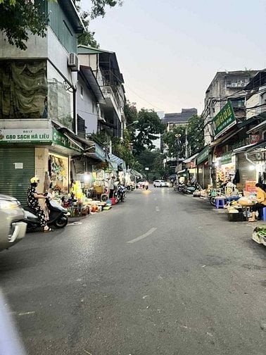 HƠN 5 TỶ NHÀ 5 TẦNG PHỐ NGUYỄN CAO - LÒ ĐÚC - 3 PN ĐẦY ĐỦ CÔNG NĂNG