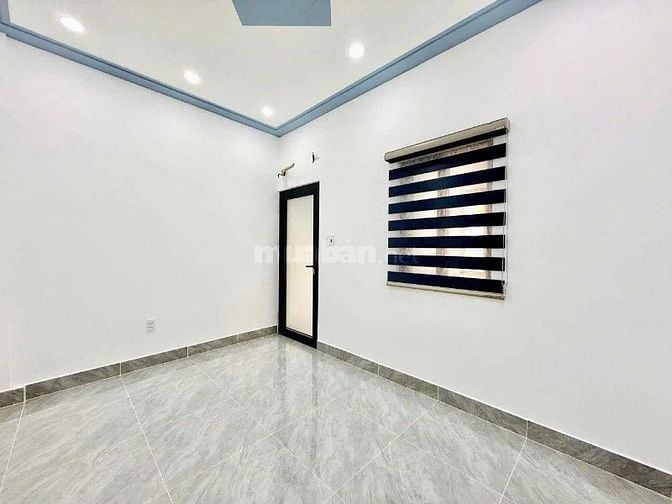 🔥Khu Bờ Kè Sầm Uất, Đường Hoàng Việt P.4 Q.Tân Bình, 1 tỷ 89/43m2, SH