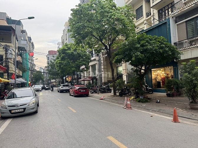 NHỈNH 15TỶ CỰC HIẾM NHÀ 2T MẶT PHỐ ĐẠI YÊN 279 ĐỘI CẤN BA ĐÌNH DT 49M