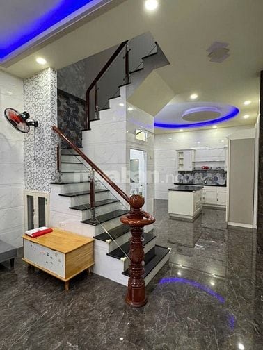 Bán nhà 76m2 4,3 tỷ 1 trệt 1 lầu nhà mới khang trang 