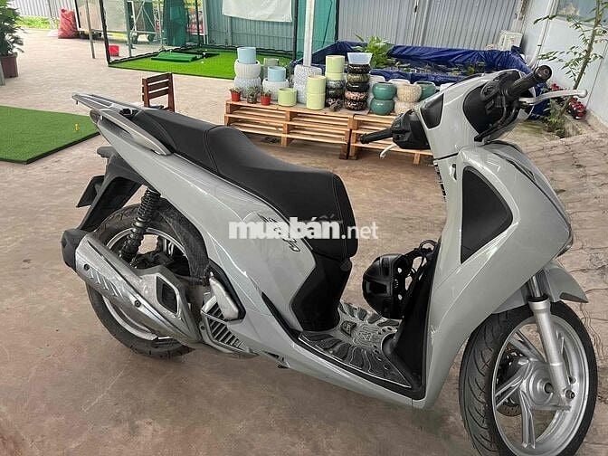 SH 125i