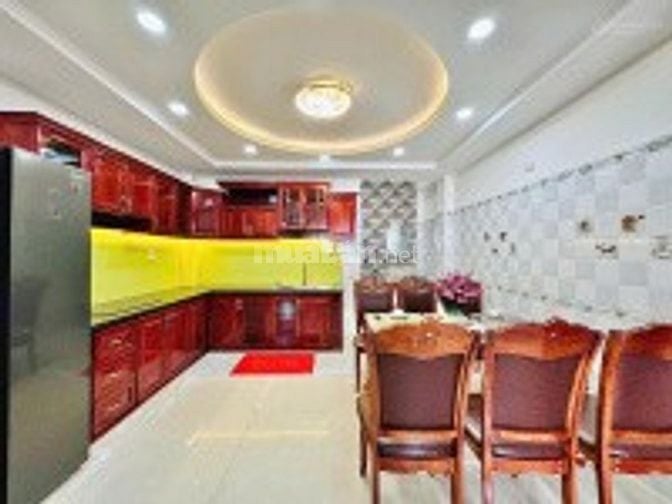 Chú Tám đi Mỹ để lại nhà 82.7m2-3tầng-3PN hẻm 115/Trần Quốc Thảo ALO E