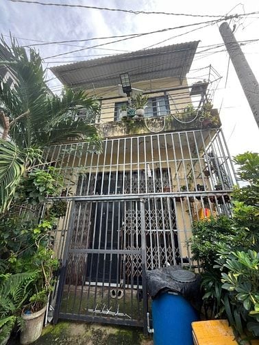 NHÀ ĐÚC, 1 TRỆT 1 LẦU, 2 PN, 1 WC- QUY ĐỨC , BÌNH CHÁNH