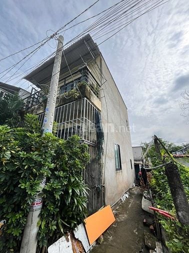 NHÀ ĐÚC, 1 TRỆT 1 LẦU, 2 PN, 1 WC- QUY ĐỨC , BÌNH CHÁNH