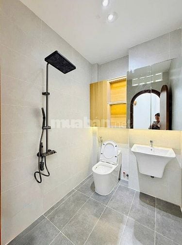 Hàng hiếm giá 1tỷ550tr đường Vũ Tùng, P2, Bình Thạnh, sổ hồng riêng