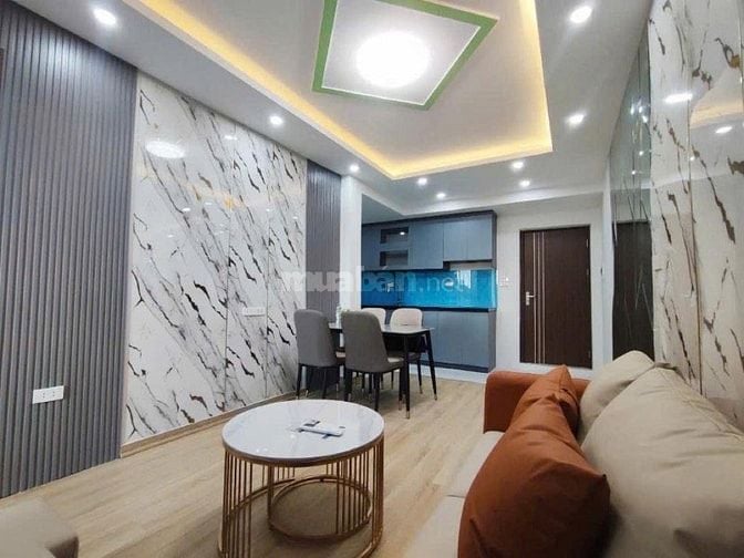 Bán Tập thể Tân Mai. Nguyễn Chính. Hoàng Mai. Hà Nội. Ô tô tránh nhau.