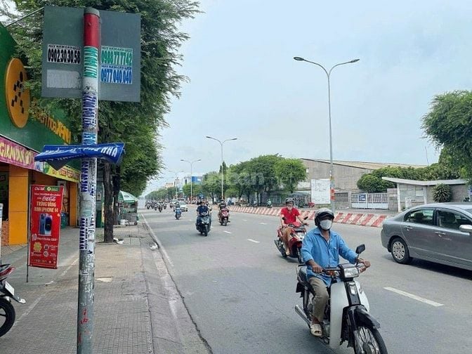 SIÊU PHẨM MẶT TIỀN 12M KDC NAM HÙNG VƯƠNG 22 PHÒNG NỘI THẤT CAO CẤP 