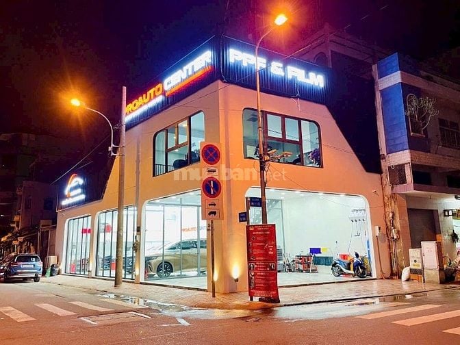 Căn góc 2MT Tân Thành và Phó Cơ Điều quận 5 ngay BV Chợ Rẫy (9x18m)