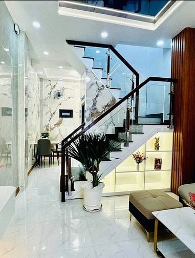 Nhà full nội thất giá 3tỷ120 sổ riêng, hẻm oto 5m Trần Khánh Dư,Quận 1