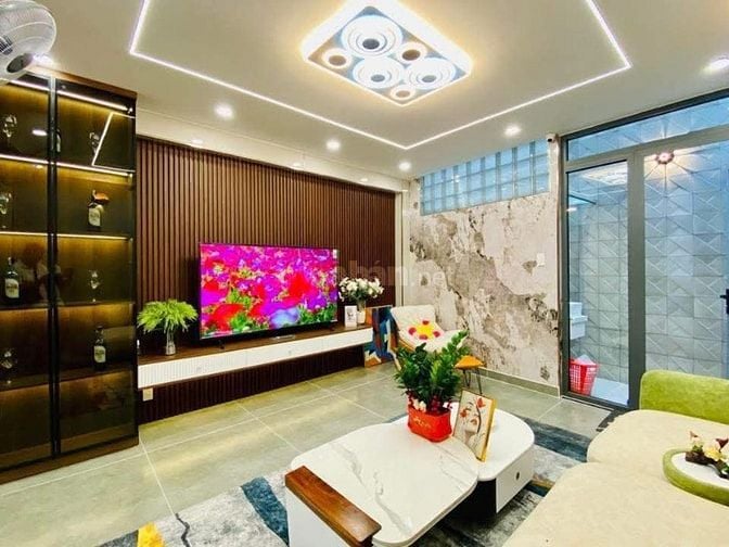 Bán nhà 4,5 tầng hẻm 6m Full nội thất Thang máy p9 Gò Vấp