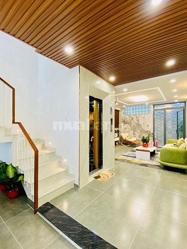Bán nhà 4,5 tầng hẻm 6m Full nội thất Thang máy p9 Gò Vấp