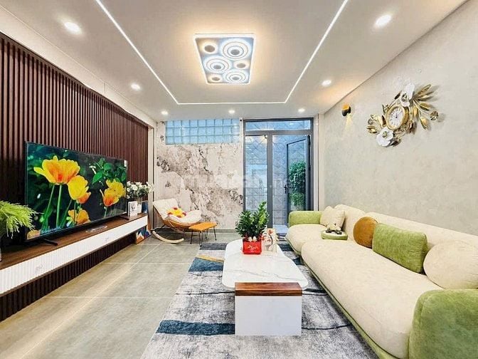 Bán nhà 4,5 tầng hẻm 6m Full nội thất Thang máy p9 Gò Vấp