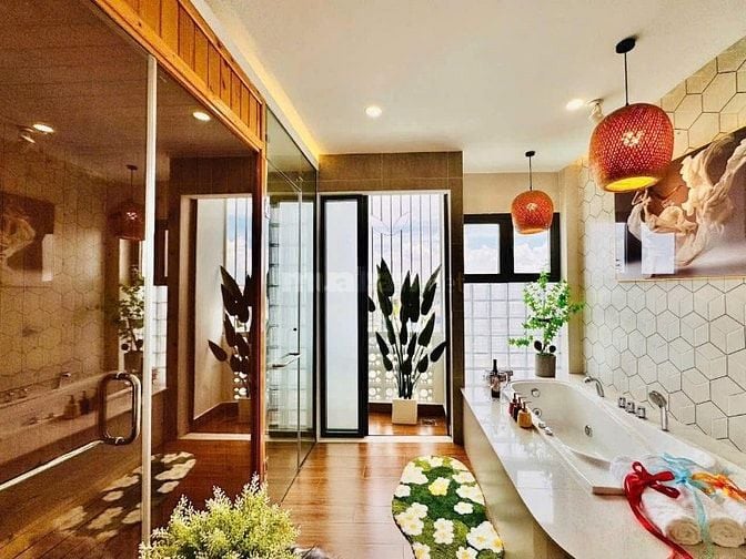Bán nhà 4,5 tầng hẻm 6m Full nội thất Thang máy p9 Gò Vấp