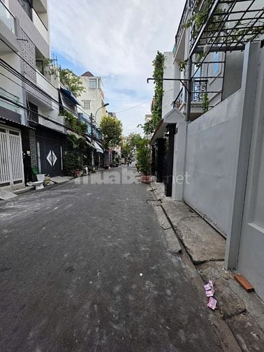 Nhà hiếm có trong phân khúc 4 tỷ tại trục đường Lê Văn Quới