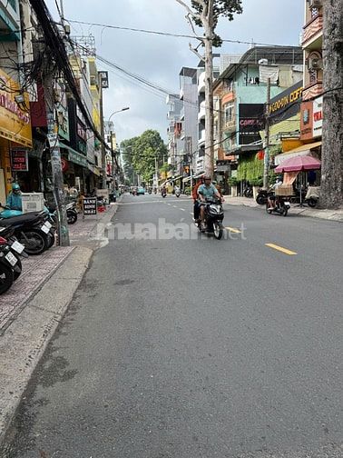 Bán nhà mặt tiền Ngô Quyền P6 Quận 10, DT: 4m x 15m, 4 tầng, giá 20 tỷ
