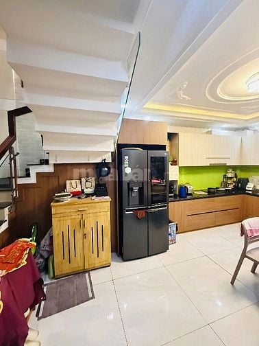 BÁN NHÀ 4 TẦNG BTCT, KHU PHÂN LÔ HẺM XE HƠI ĐẬU CỬA, NGAY LÊ TRỌNG TẤN