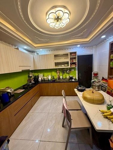 BÁN NHÀ 4 TẦNG BTCT, KHU PHÂN LÔ HẺM XE HƠI ĐẬU CỬA, NGAY LÊ TRỌNG TẤN