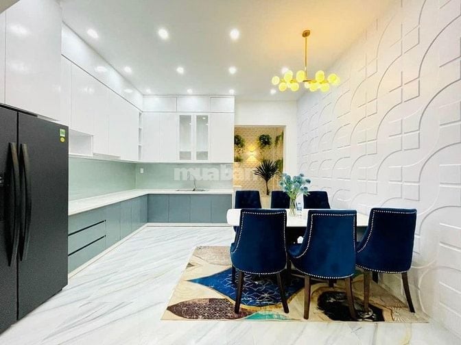 Giá sốc! Nhà hẻm 1 sẹc Tôn Đản, P15, Quận 4, DT 68m2, giá bán 1tỷ950tr