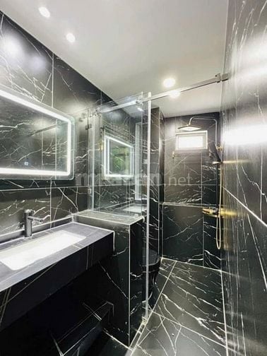 Bán nhà cho thuê 25tr/tháng Hồ Văn Huê,P9,Phú Nhuận,62m2,ngang 4m, SHR