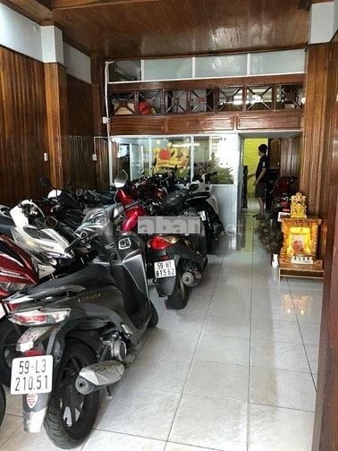 Cho thuê nhà mặt tiền Nguyễn Trãi, P.11, Q.5 giá 17tr