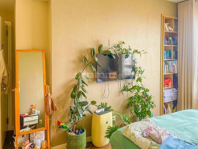 Cần bán Căn hộ tại Tropic Garden Thảo Điền tầng trung 2 phòng ngủ 88m2