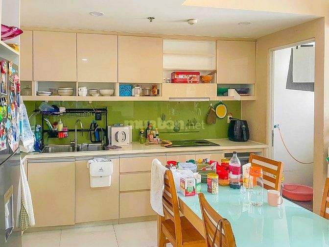 Cần bán Căn hộ tại Tropic Garden Thảo Điền tầng trung 2 phòng ngủ 88m2