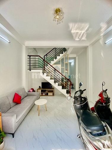 Bán Nhà 1247 /Huỳnh Tấn Phát, P.Phú Thuận, Quận 7, TPHCM. 5,6 Tỷ (TL)