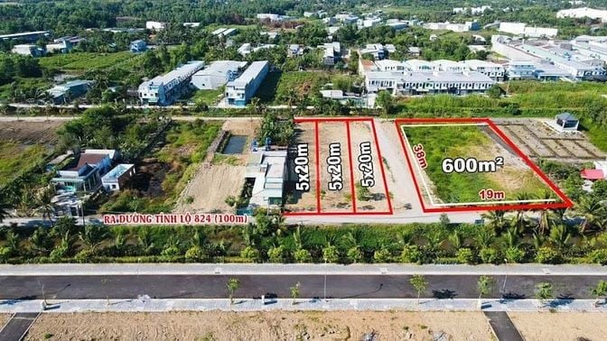Bán 2 nền đất 100m2, trong khu dân cư đường 824.