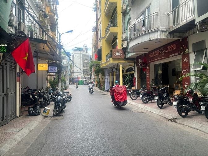 Bán nhà chính chủ Tôn Đức Thắng - Đống Đa 92,1m* 5,5T* Giá 32 tỷ