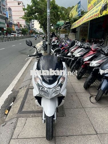 Honda PCX 2012 zing nguyên bản mới 90% bstp chính