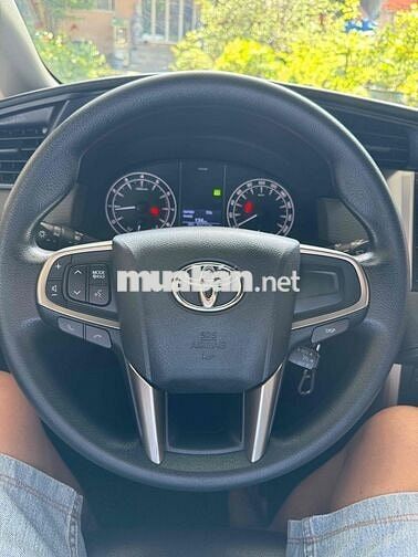 Toyota Innova 2021 E 2.0 MT - 63000 km