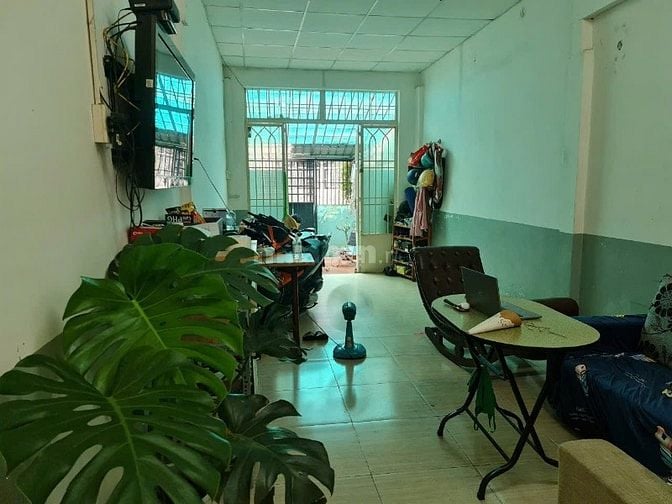 Siêu rẻ hẻm thông 3,5m 5 tỷ /70m2